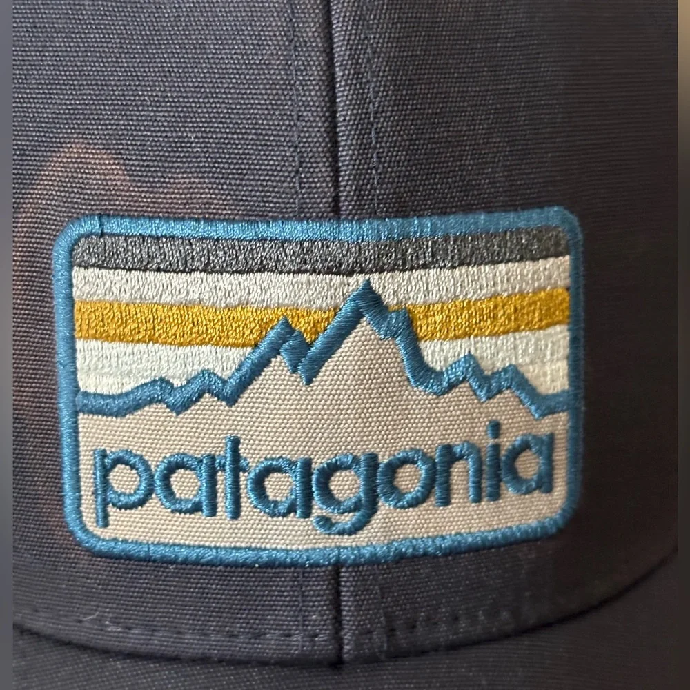 Patagonia Shop Sticker Patch LoPro Trucker Cap one‎ size